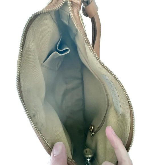 Eric Javits Tan Hobo Bag - Picture 3 of 9